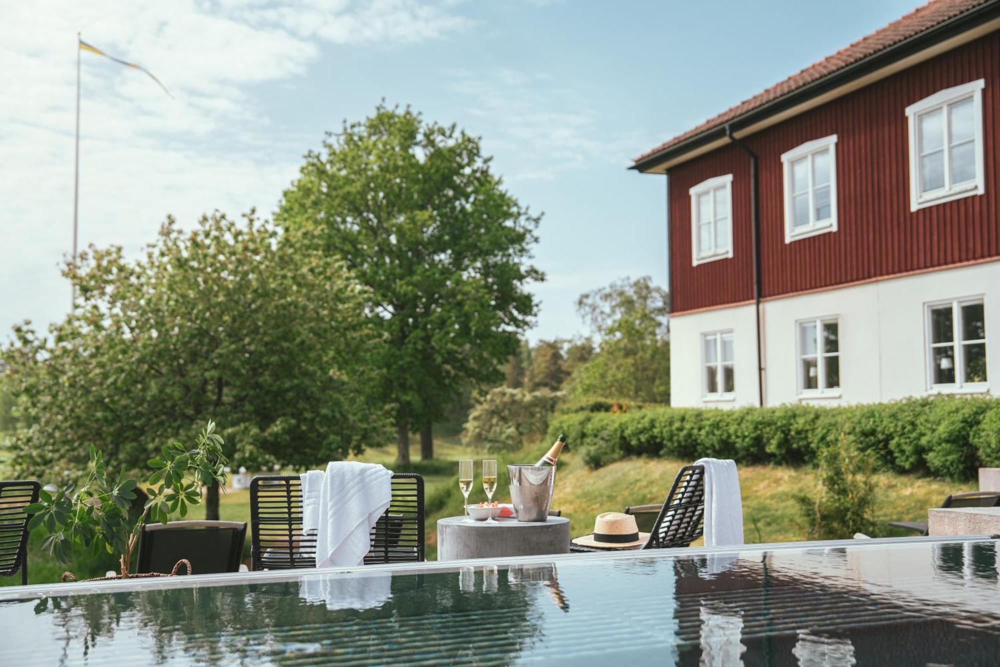 Fagelbrohus Hotel Värmdö Buitenkant foto